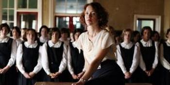 Anna Maxwell in South Riding (2011) Anna Maxwell in South Riding (2011)