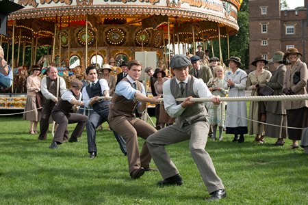 Downton Abbey Season 3 Episode 7: Rope pull at fair 