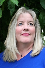 Author Shannon Winslow (2013)
